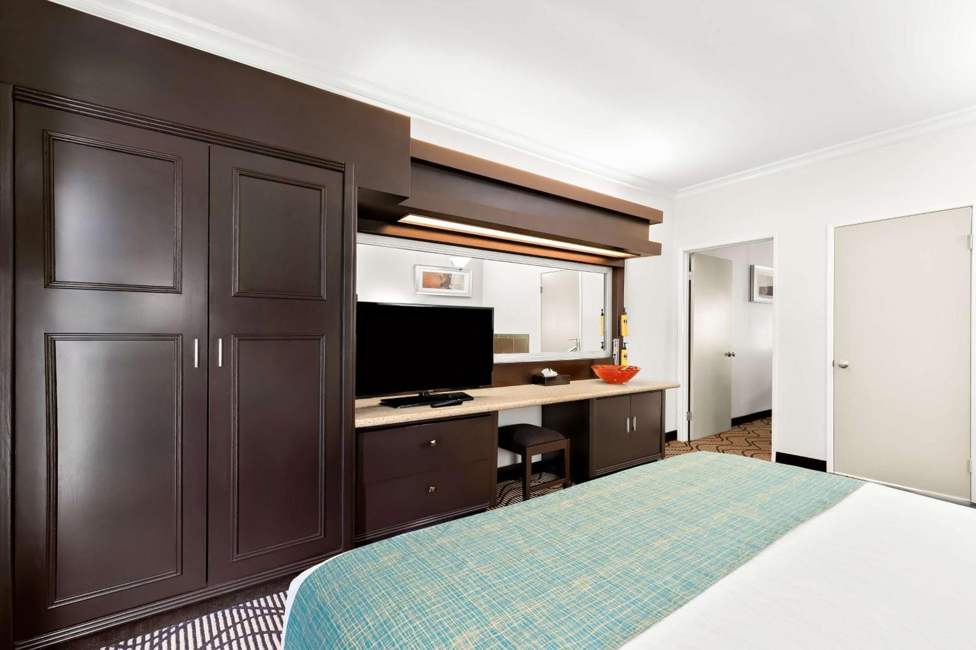 Best Western Plus Irvine Spectrum Hotel Лейк Форест Екстериор снимка