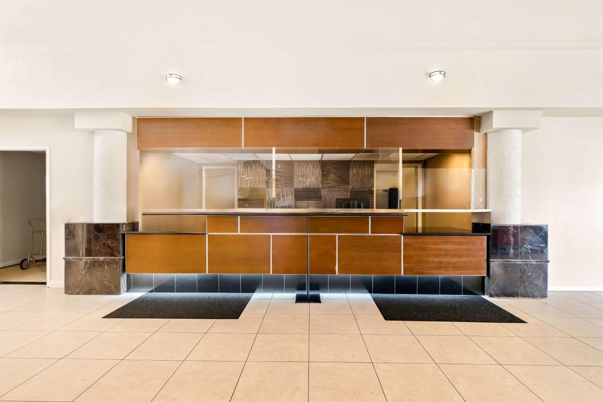 Best Western Plus Irvine Spectrum Hotel Лейк Форест Екстериор снимка